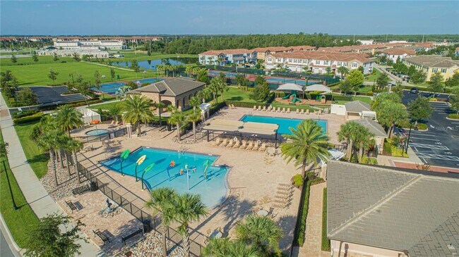 Building Photo - 13130 Woodford St