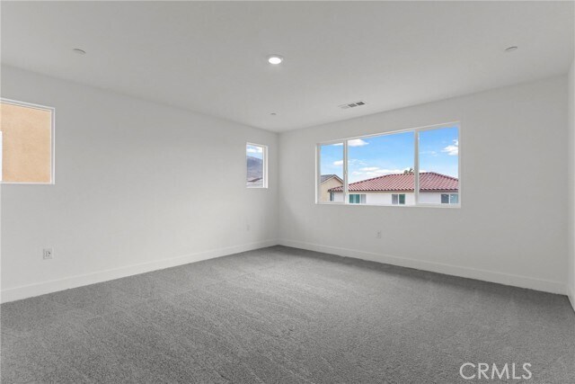 Building Photo - 33303 Celadon Ave
