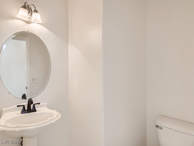 Building Photo - 7764 Howard Dade Ave