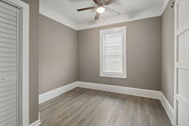 Building Photo - 687 Bridal Ave