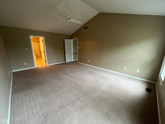 Building Photo - 11451 Sutton Pl Dr E