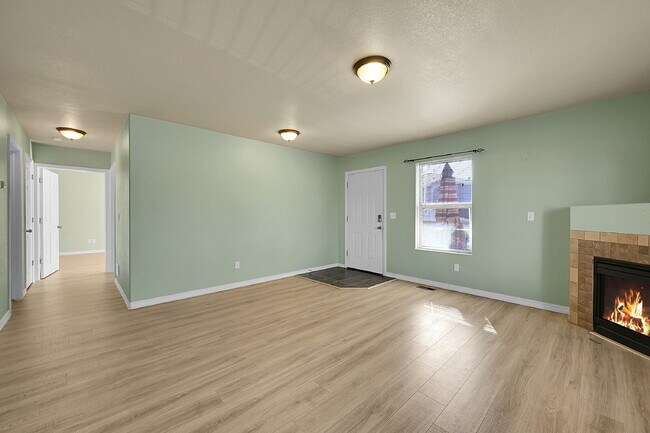 Building Photo - $1,795.00, 2-bed, 2 bath, located in Colorado Springs.