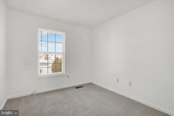 Building Photo - 655 Fisher Dr