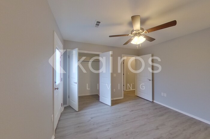 Building Photo - 3909 Thomas St