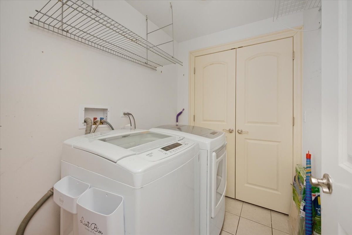 Building Photo - 1523 W Huron St