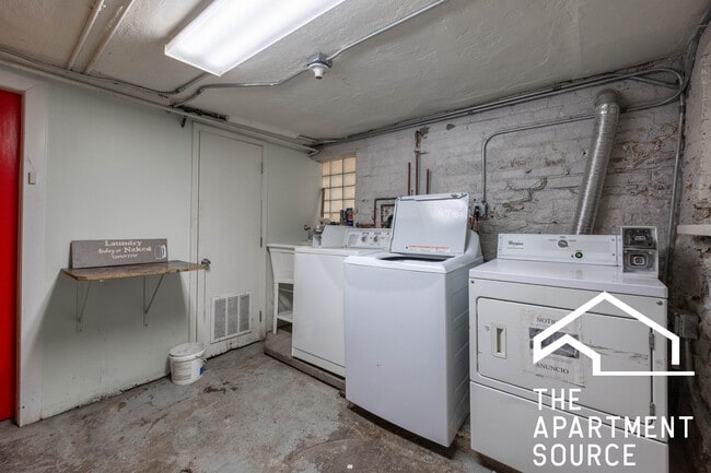 Building Photo - 1711 N Kedzie Ave