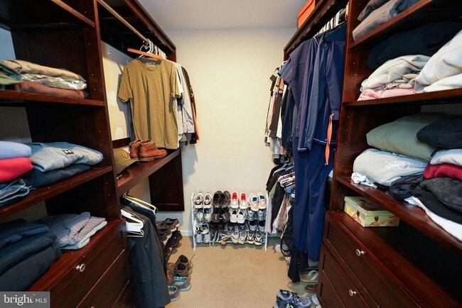 Building Photo - 3727 Village Trail