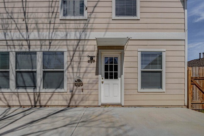 Building Photo - 11251 Wild Goose Dr