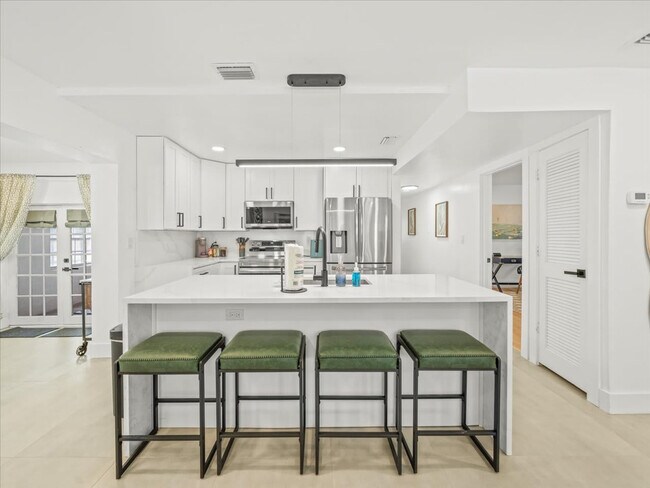 Building Photo - 3811 River Grove Ct