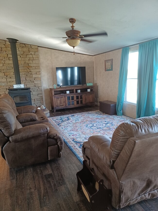 Building Photo - 3570 Vz County Rd 2602