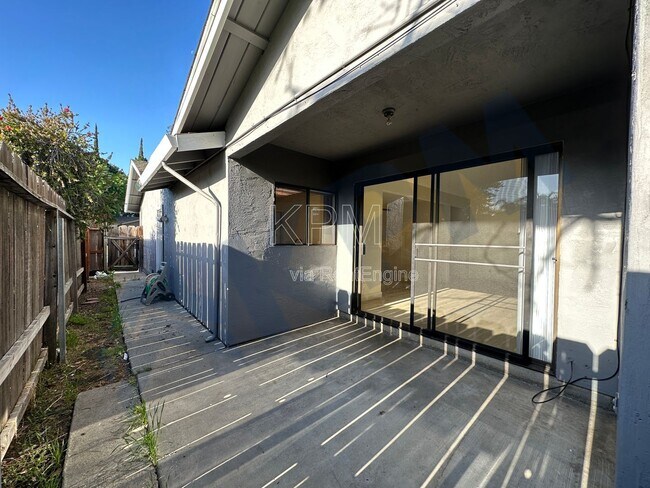 Building Photo - 2903 Whittier Ct