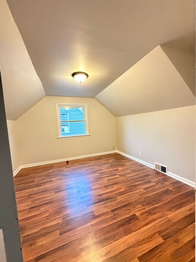 Building Photo - 5503 Allanwood Rd