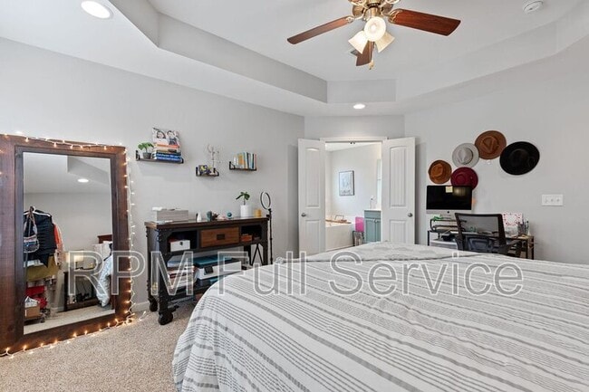 Building Photo - 3213 Mapleside Ln