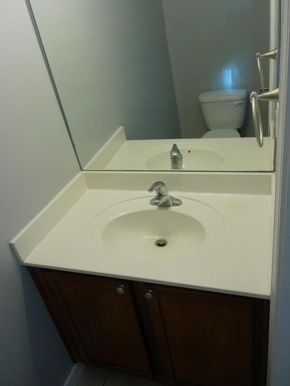 Building Photo - 909 W 41st Pl