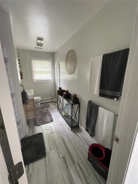 Building Photo - 83 Whiting St