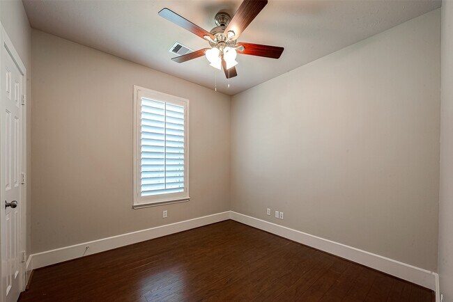 Building Photo - 11223 Switchgrass Ln