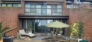 Building Photo - 150 N Bedford Rd