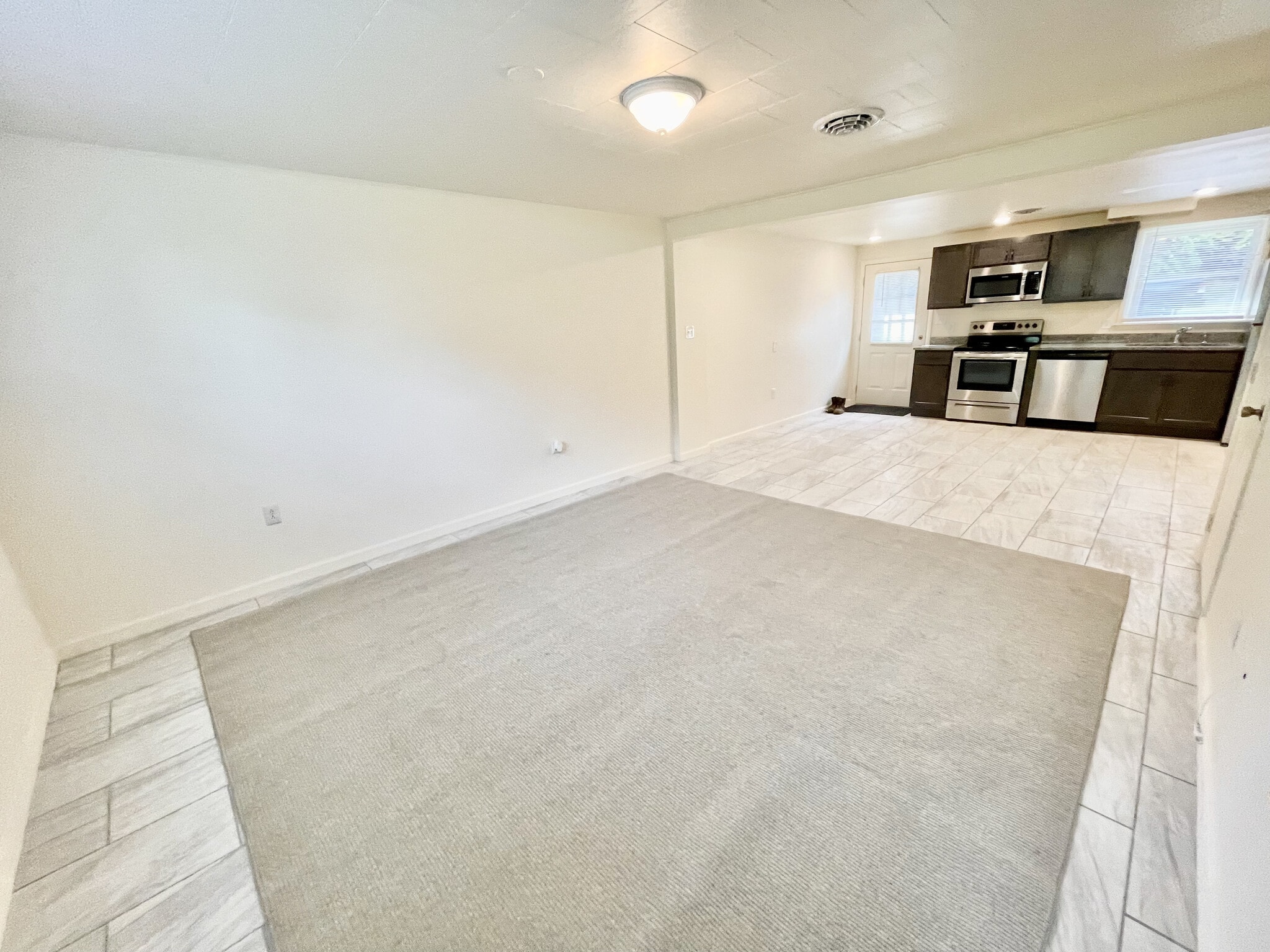 Living Room - 40 Pleasant St