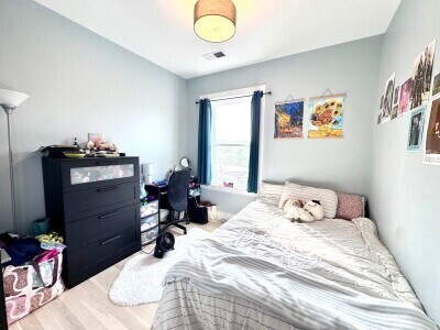 Building Photo - 19 University Rd