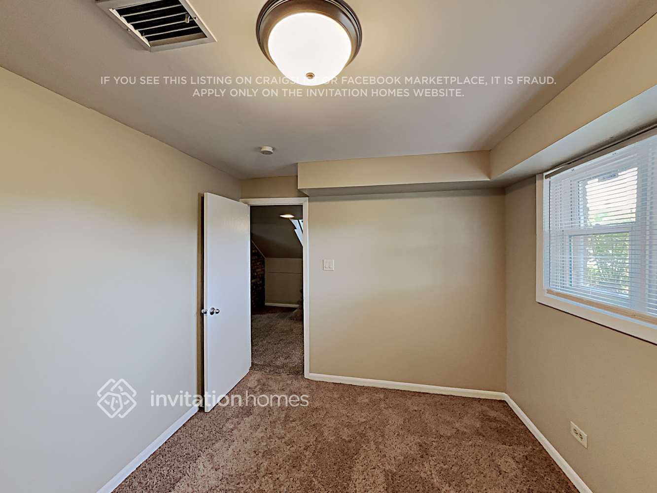 Building Photo - 6031 W 129th St