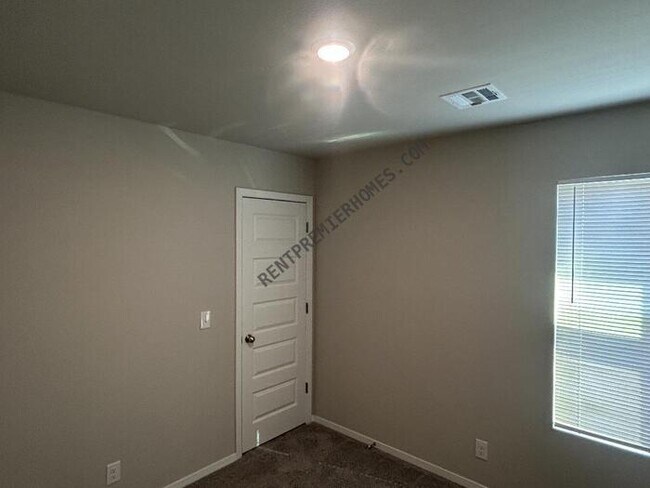 Building Photo - 29156 E 79th Pl S