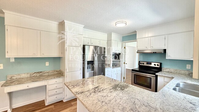 Building Photo - 4109 Windlestraw Ln