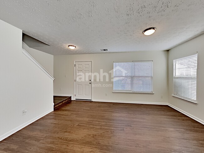 Building Photo - 2068 White Top Rd