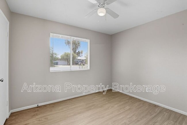 Building Photo - 2634 E Billings St