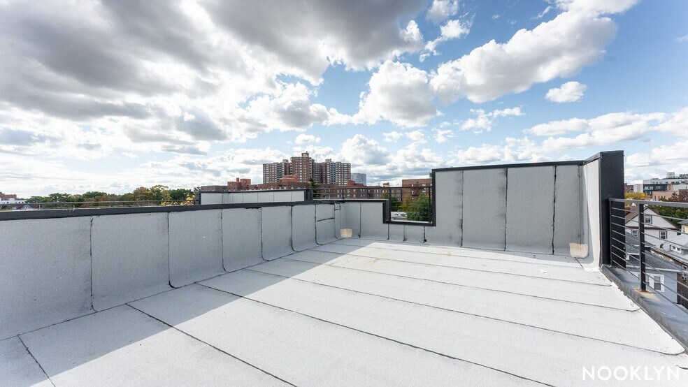 Building Photo - 1665 Brooklyn Ave