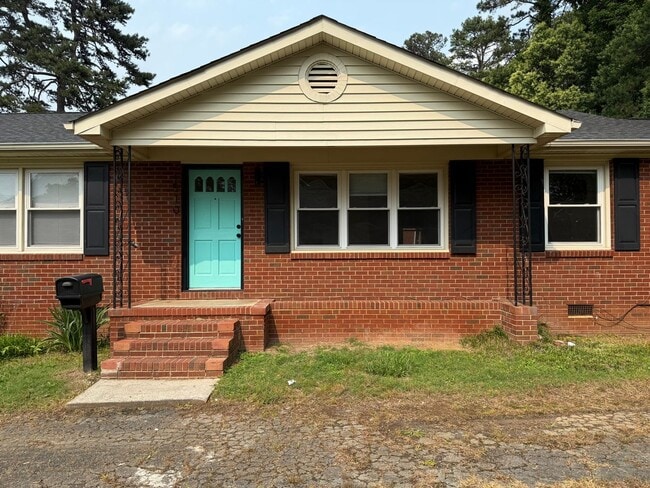 Primary Photo - 1510 Woodhill Ln