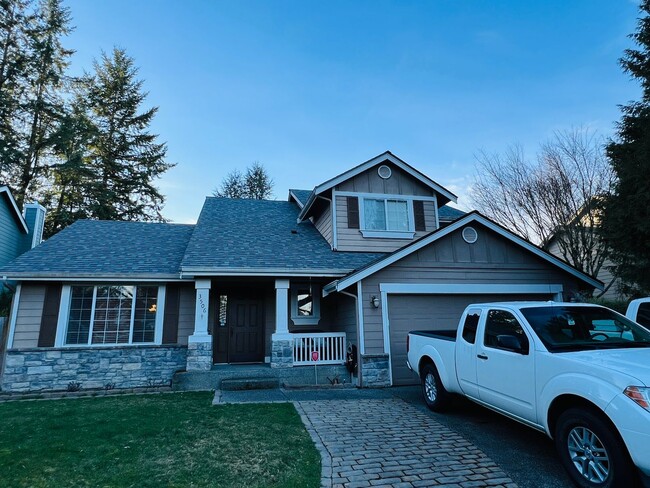 Building Photo - Lake Stevens 3 bedroom, 2 bath Home