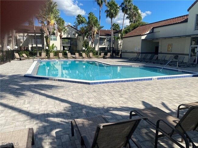 Building Photo - 3421 Winkler Ave