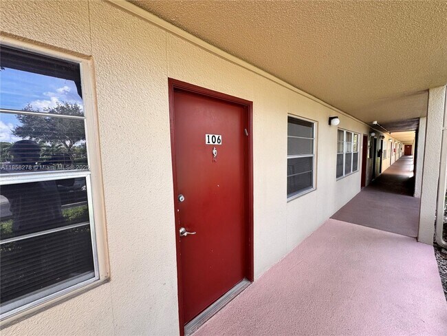 Building Photo - 13475 SW 9th St