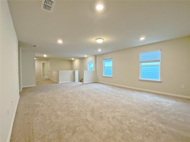 Building Photo - 7360 Oakmoss Loop