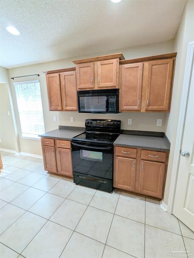 Building Photo - 5963 Ashton Woods Cir