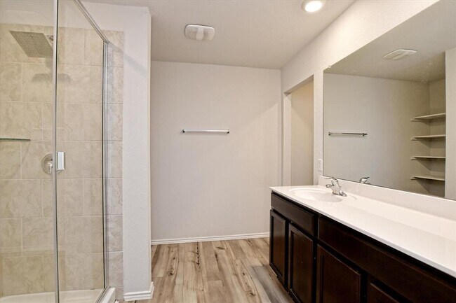 Building Photo - 508 Wyatt Wy