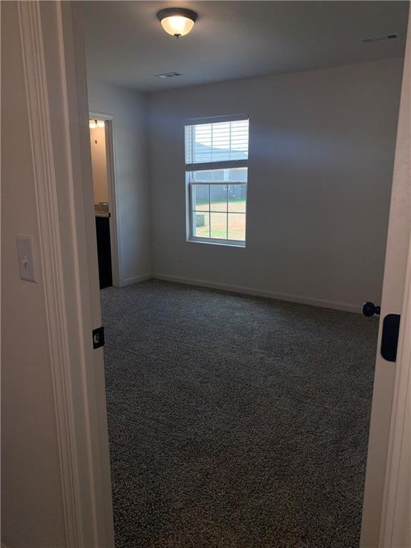 Building Photo - 824 S Parrot Ln