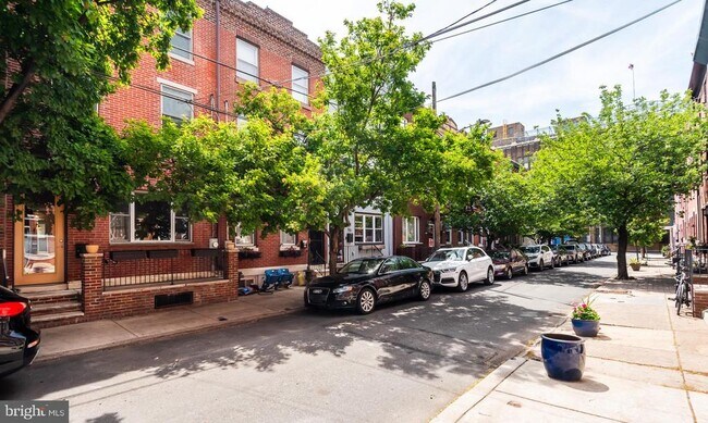 Building Photo - 751 S Marvine St
