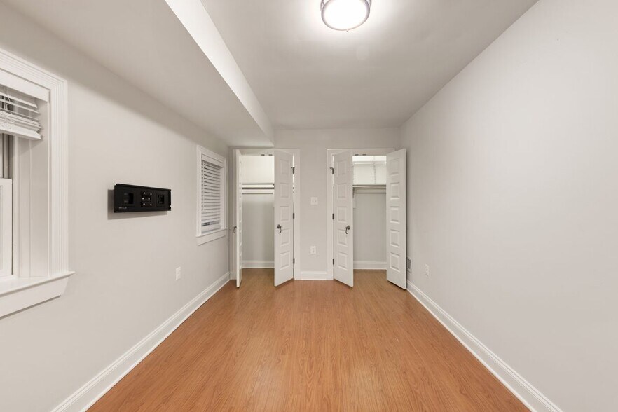 Building Photo - 3459 Holmead Pl NW