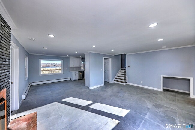 Building Photo - 206 Bridgeview Pl