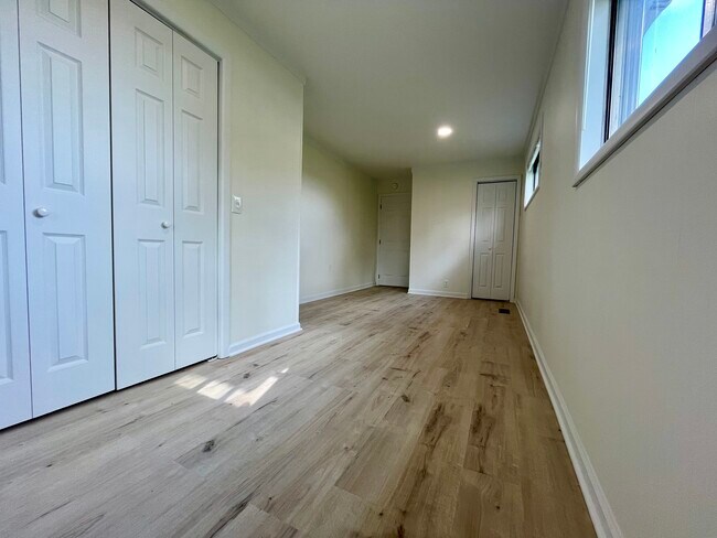 Building Photo - 2402 Corral Rd