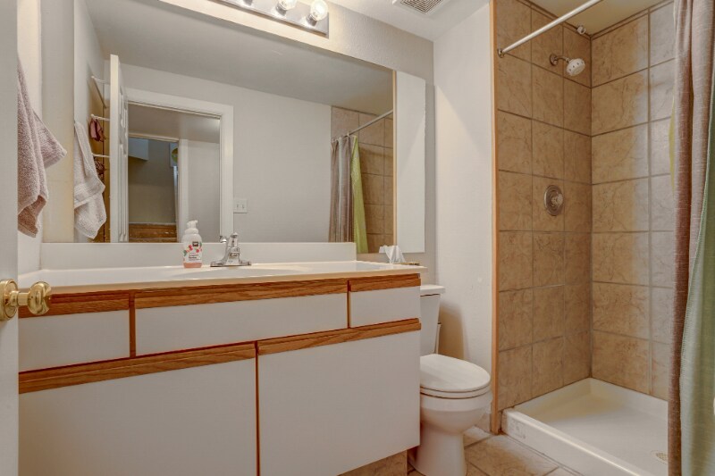 Building Photo - 2685 S Dayton Way