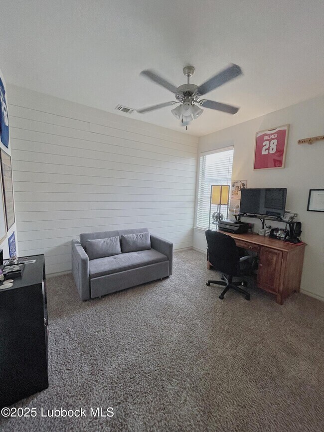 Building Photo - 5208 Kemper St