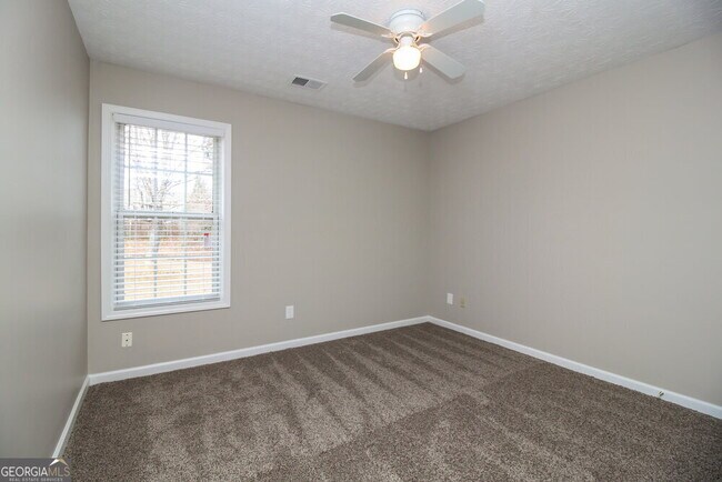 Building Photo - 3268 Tuggle Ives Dr NE