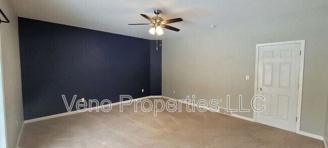 Building Photo - 2057 Rowley Rd