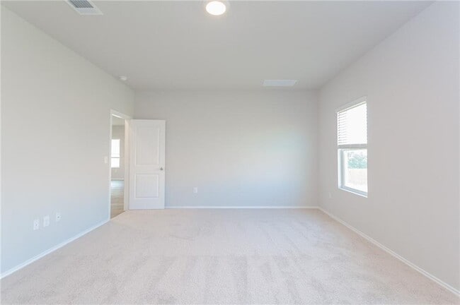 Building Photo - 13525 Brahmin Dr