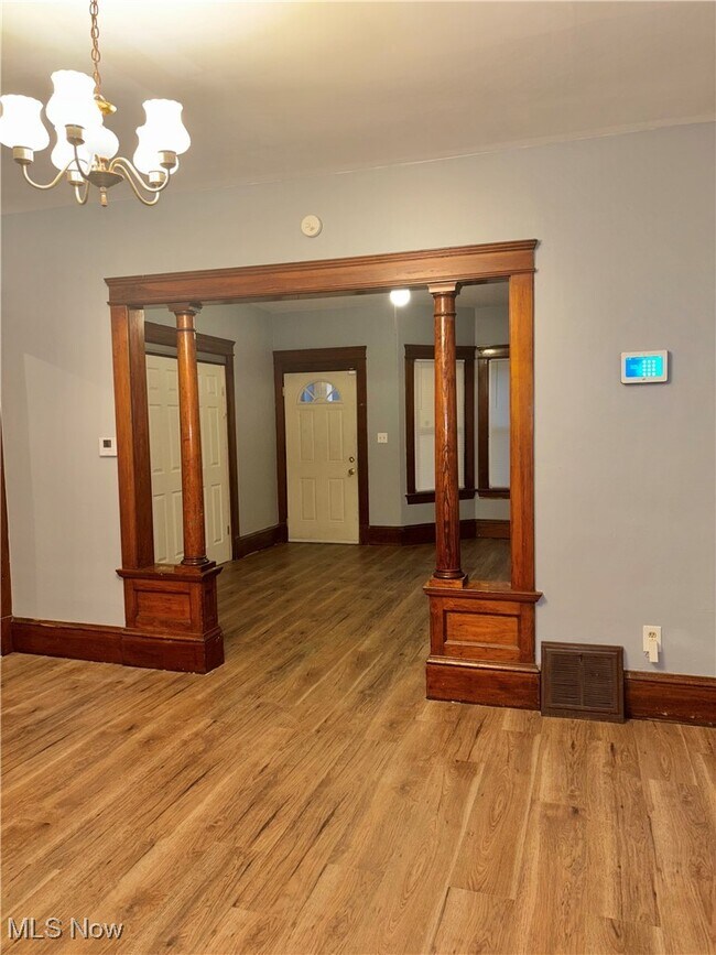 Building Photo - 7523 Osage Ave