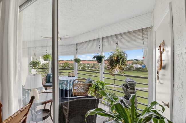 Building Photo - 23279 Barwood Ln N