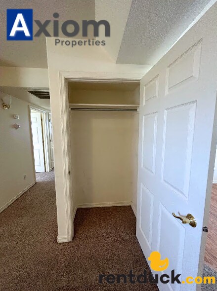 Building Photo - 465 Taft Ave