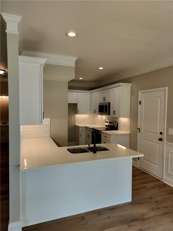 Building Photo - 61 College Heights